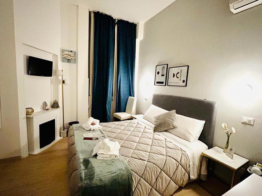 Ad Cavour Luxury - By Ad * Rom